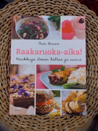 Kirja - Raakaruoka